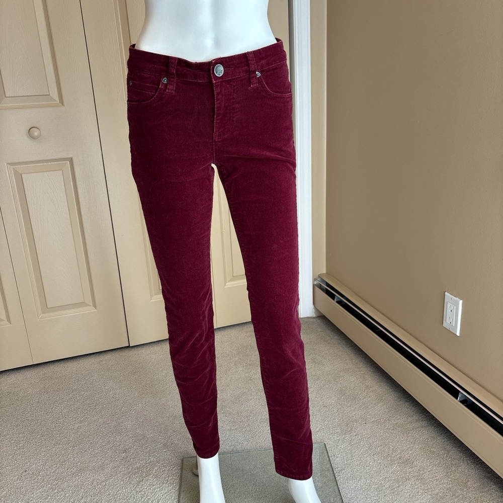 KUT FROM THE KLOTH burgundy corduroy jeans